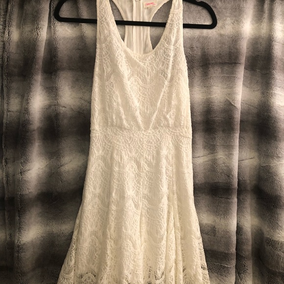 WHITE LACE DRESS - Picture 7 of 8